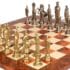 Conjunto Florentino Renacimiento Tablero de Ajedrez de Madera de Olmo y Juego de Ajedrez de Metal