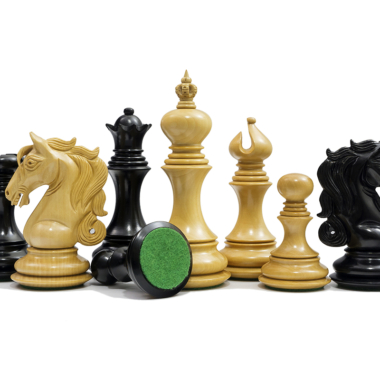 Jeu d'Echecs Cavalerie en Bois d'Ebène et Buis