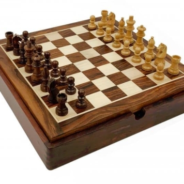 Alternative view of Conjunto Magnético de Viaje con Compartimento de Almacenamiento en Madera Ajedrez/Backgammon y Damas