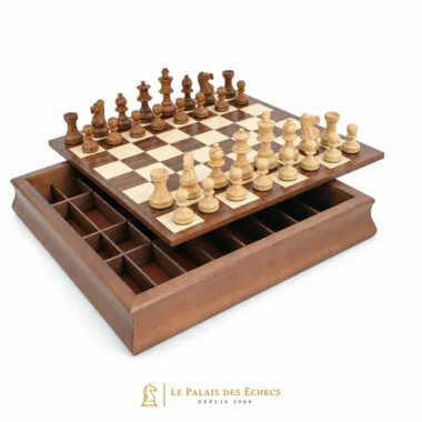 Set Classic XIII con tablero abierto, piezas en madera de rosa y caja de almacenamiento