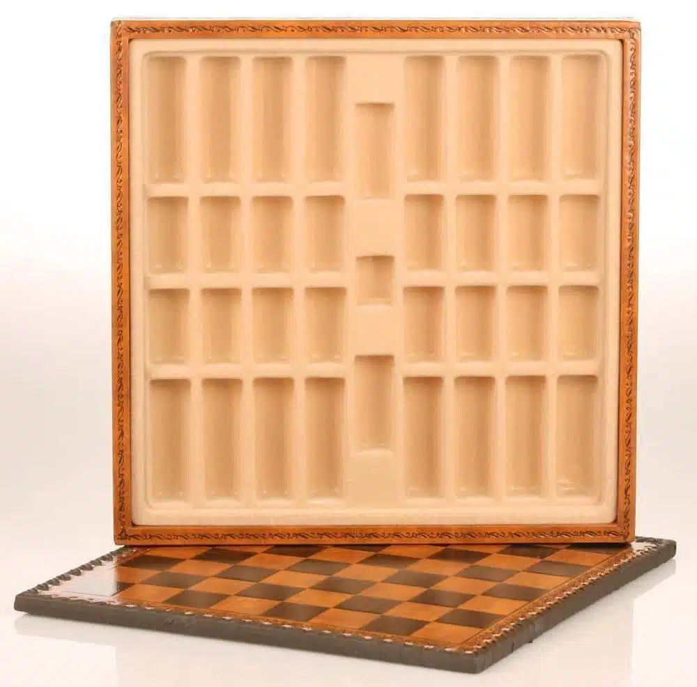 Conjunto Samurái III Tablero de Ajedrez Caja de Almacenamiento y Juego de Ajedrez en Metal - Imagen 8