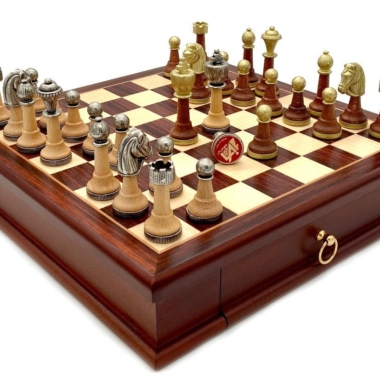 Alternative view of Conjunto Classic XV Tablero de Ajedrez de Madera de Caoba y Arce y Juego de Ajedrez de Madera y Metal
