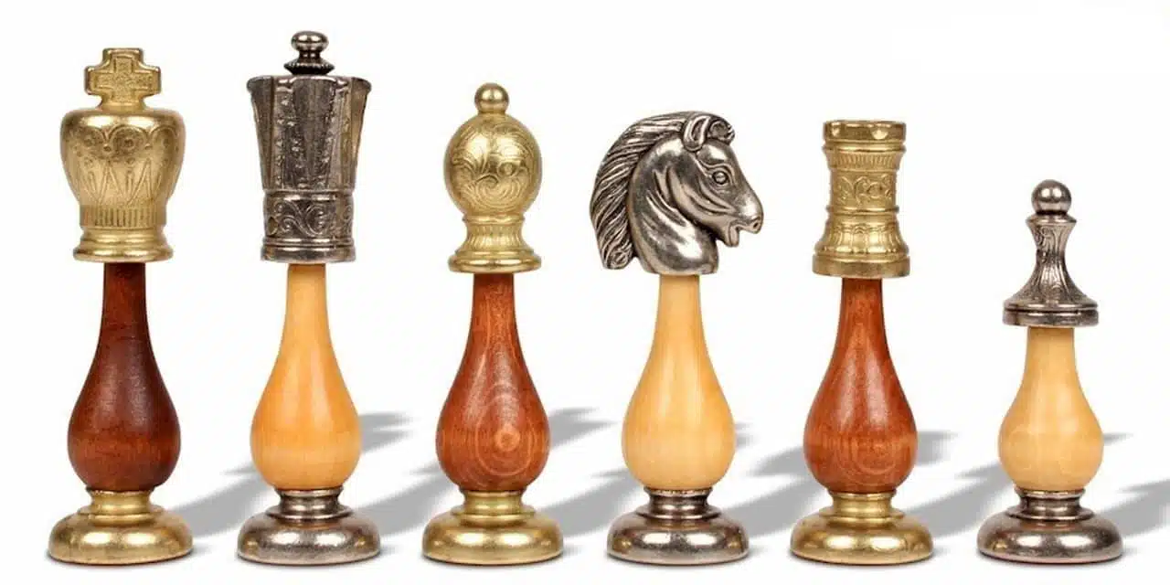 Piezas de ajedrez Arabic Style, cabeza de caballo plateada y dorada, bases de madera