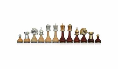 Juego de ajedrez "persa" grande de madera y latón macizo bañado en oro y plata