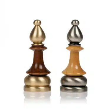 Conjunto de Juego de Ajedrez en Latón Macizo y Madera con Tablero de Ajedrez de Nogal de Brezo Acabado Brillante - Imagen 9