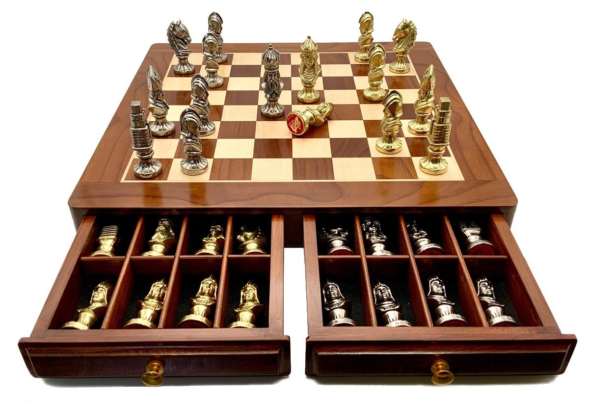 Conjunto Medieval IV Tablero de Ajedrez de Madera de Arce & Juego de Ajedrez de Metal - Imagen 2