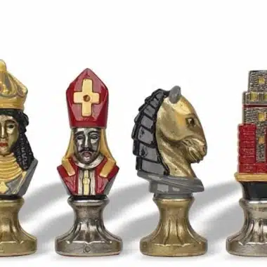 Juego de ajedrez medieval de metal pintado a mano II