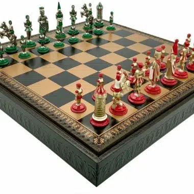 Tablero de ajedrez de cuero artificial Camelot King Arthur IX y juego de ajedrez de metal pintado a mano