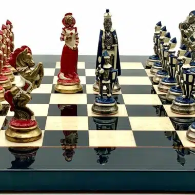 Alternative view of Tablero y juego de ajedrez de metal pintado a mano María Estuardo IV