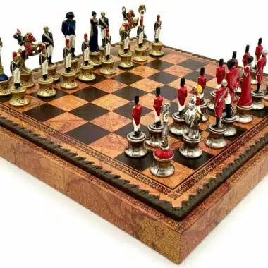 Juego de ajedrez de cuero del Viejo Mundo Napoleón III y juego de ajedrez de metal pintado a mano
