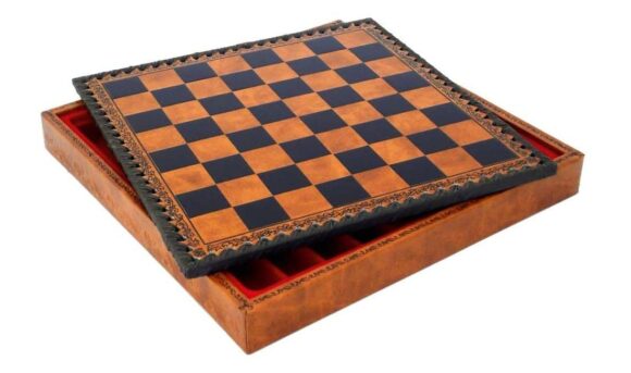 Juego de ajedrez Staunton Mix" de cuero artificial con compartimento de almacenamiento integrado y juego de ajedrez de metal sólido