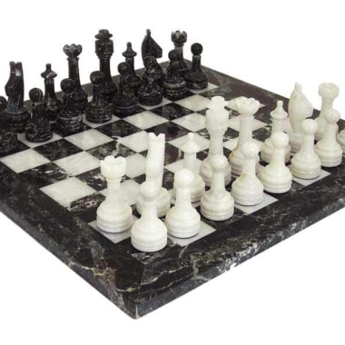 Ensemble Noir et Blanc II Echiquier et Jeu d'Echecs en Marbre