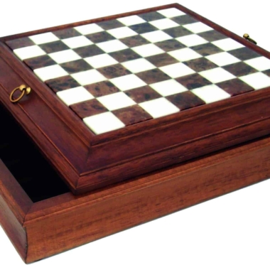 Tablero de Ajedrez de Madera Maciza y Alabastro con Compartimento de Almacenamiento y Anillos
