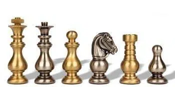 Juego de ajedrez francés de latón