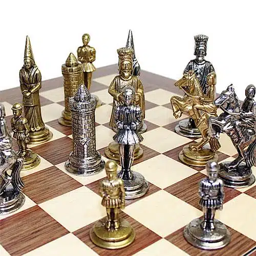 Conjunto Camelot Rey Arturo I Tablero de Ajedrez de Madera de Rosa & Juego de Ajedrez de Metal Macizo - Imagen 2