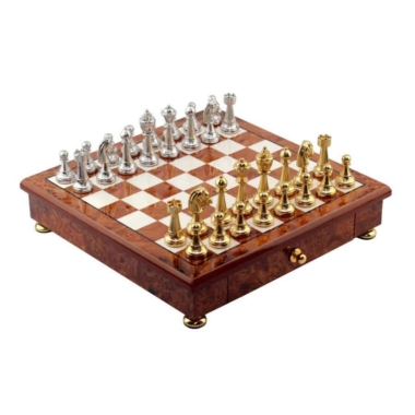 Conjunto Classic Flower 5 Tablero de Ajedrez con Cajón de Almacenamiento en Madera de Olmo y Brezo Lacado y Juego de Ajedrez en Metal Chapado en Oro/Plata