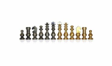 Juego de ajedrez de latón 