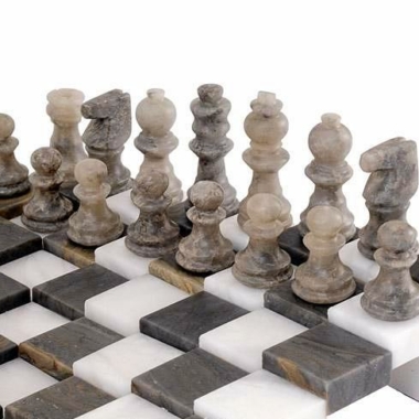 Tablero de ajedrez y juego de ajedrez 3D 