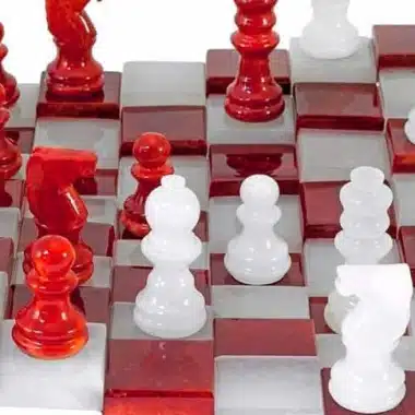 Tablero de ajedrez y juego de ajedrez 3D