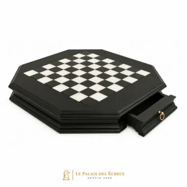 Tablero de ajedrez blanco y negro de madera maciza con tablero de alabastro y cajón
