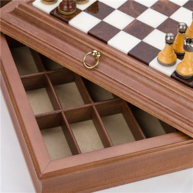 Alternative view of Tablero de Ajedrez de Madera Maciza y Alabastro con Compartimento de Almacenamiento y Anillos