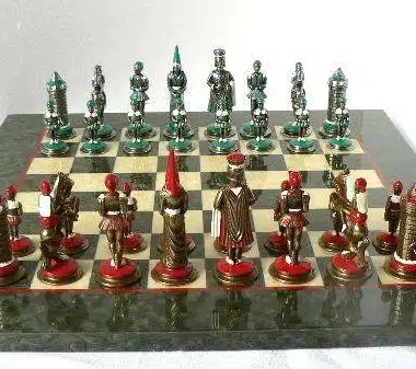 Juego de ajedrez de madera de olivo Camelot King Arthur V y juego de ajedrez de metal sólido pintado a mano - Imagen 7