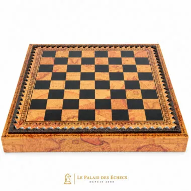 Tablero de ajedrez plegable de símil cuero, motivo de mapa antiguo, vista superior