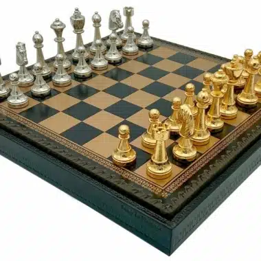 Juego de ajedrez y tablero de ajedrez Classic Flower 1 en metal chapado en oro y plata