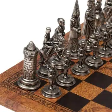 Juego de ajedrez de cuero Camelot King Arthur VII y juego de ajedrez de metal sólido - Imagen 2