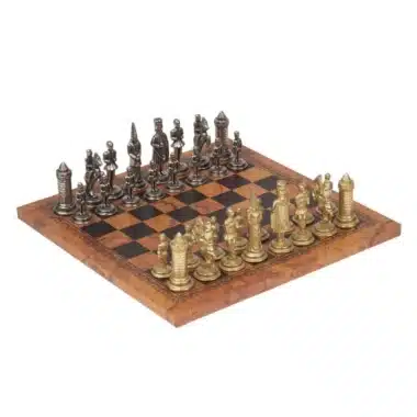 Juego de ajedrez de cuero Camelot King Arthur VII y juego de ajedrez de metal sólido
