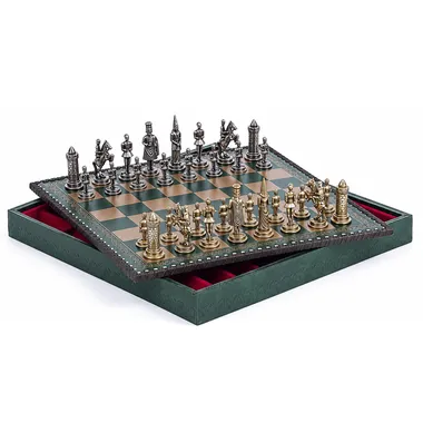 Caja Camelot abierta mostrando el cajón de almacenamiento forrado en rojo