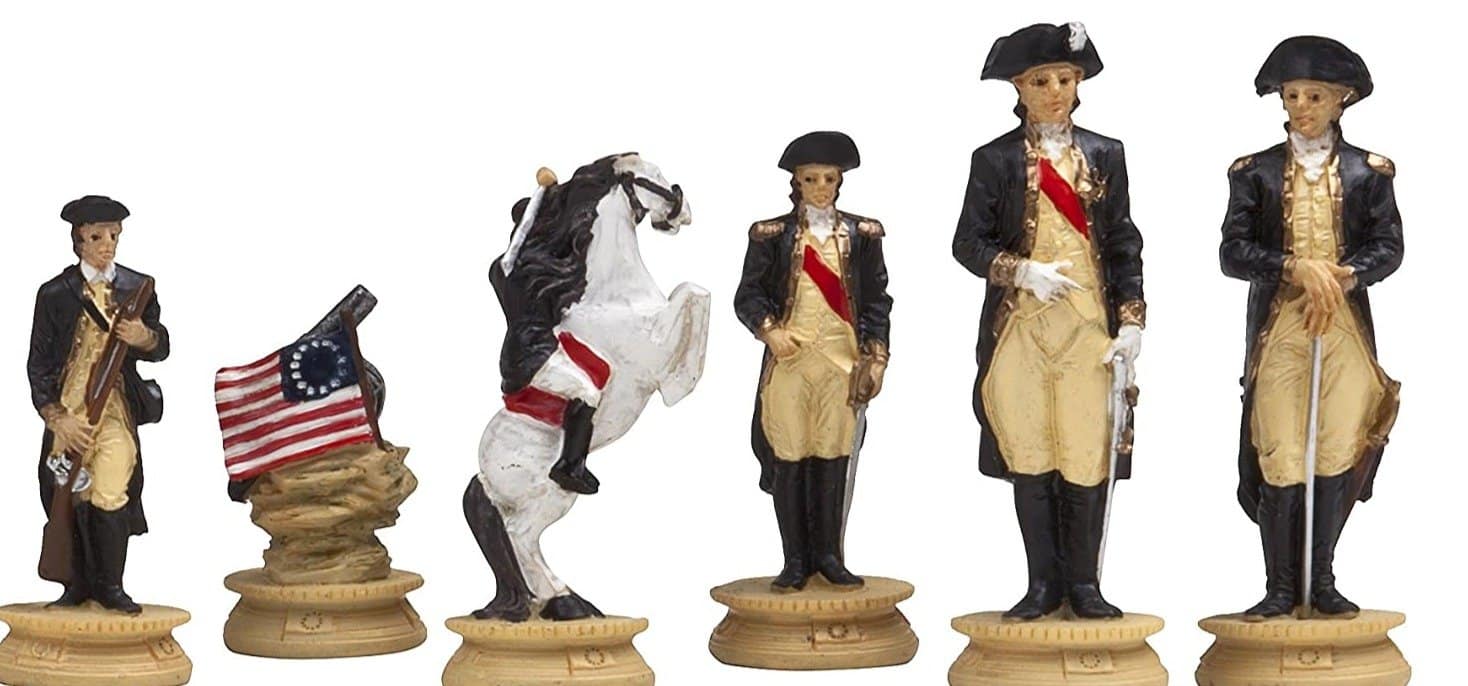 Conjunto Revolución Americana II Tablero de Ajedrez de Madera de Rosa Dorada y Arce & Juego de Ajedrez de Estaño - Imagen 3