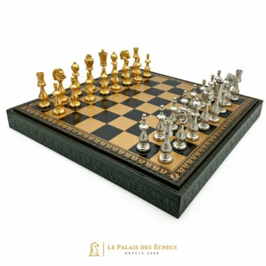 Juego de ajedrez Arabic Style V con tablero negro y piezas doradas y plateadas