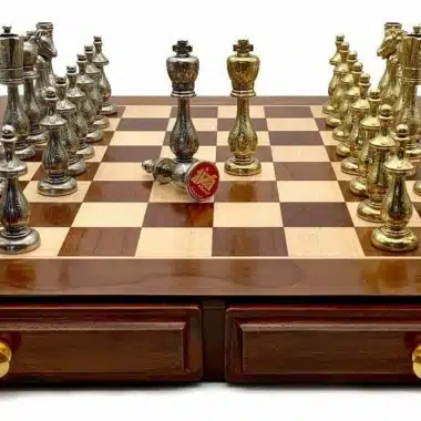 Conjunto Oriental III Tablero de Ajedrez de Madera de Arce y Rosa Dorado & Juego de Ajedrez de Metal - Imagen 3