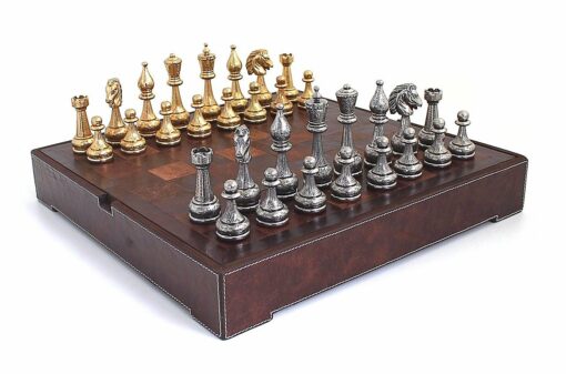 Juego de ajedrez de cuero genuino "floreado" y juego de ajedrez de metal macizo chapado en oro y plata