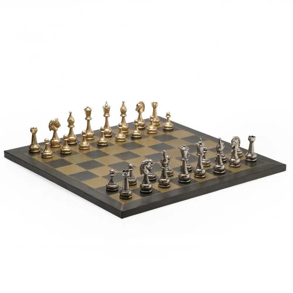 Tablero de ajedrez de cuero genuino floreado IIII y juego de ajedrez de metal