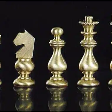 Juego de ajedrez de latón "Little French