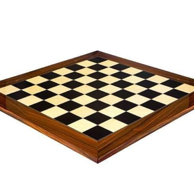 Tablero de ajedrez de madera de arce con borde de raíz de palisandro