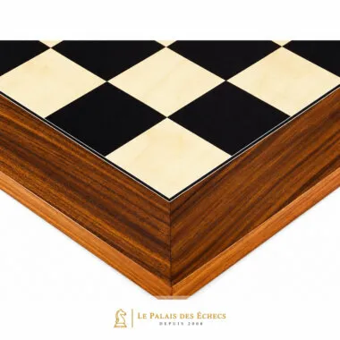 Tablero de ajedrez de madera de arce con borde de raíz de palisandro