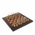 Conjunto Club Tablero de Ajedrez de Madera de Lupa de Madrona, Eucalipto y Brezo y Juego de Ajedrez de Madera y Latón