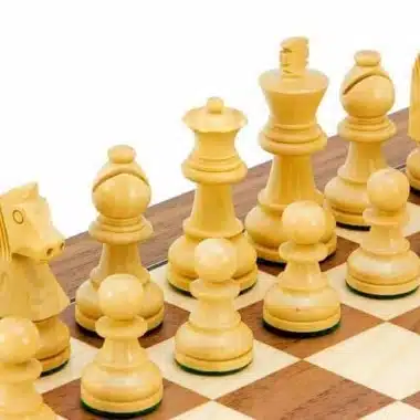Juego de ajedrez "Deluxe Small" de nogal y juego de ajedrez de madera de boj ebonizada