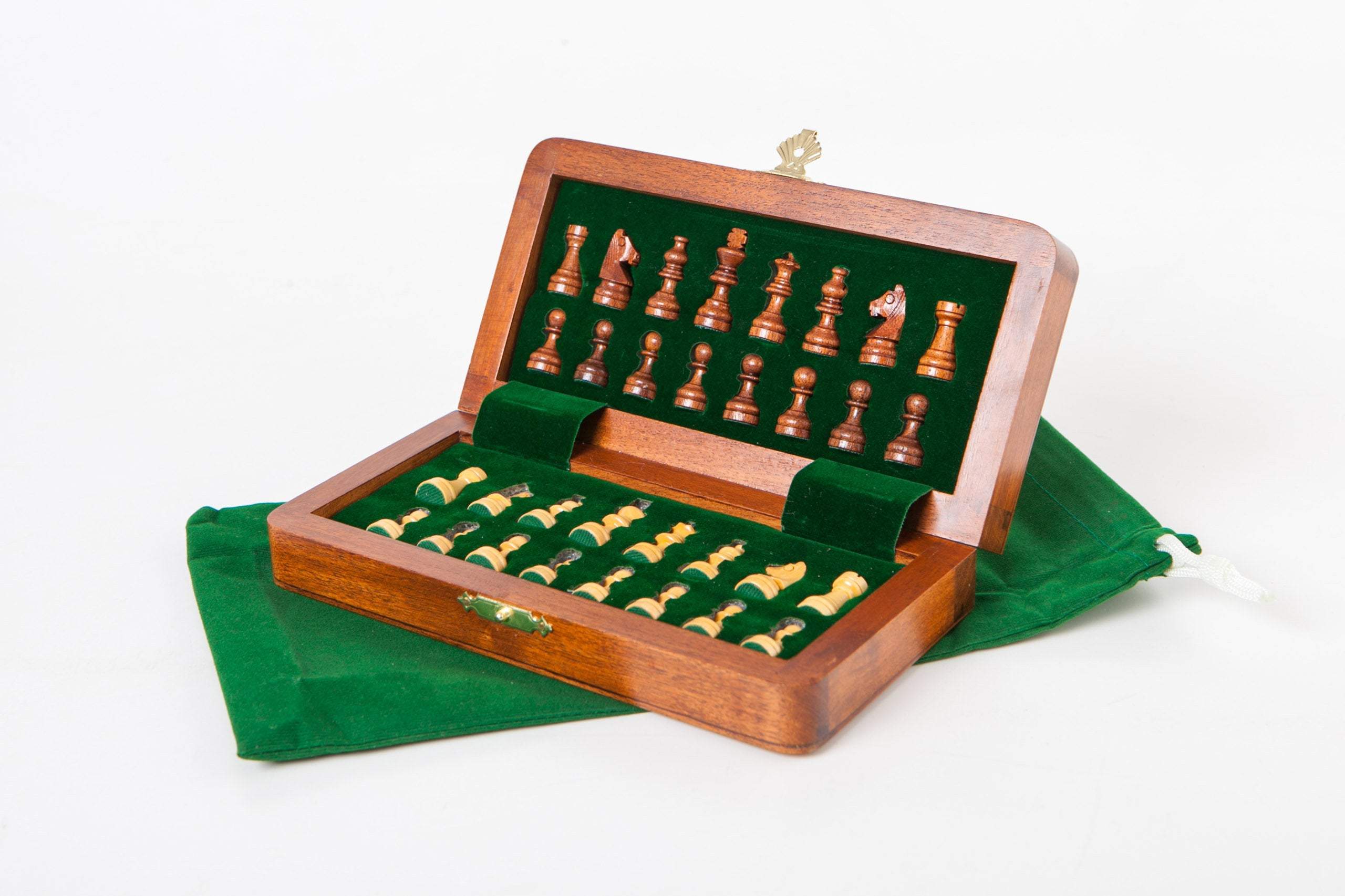 Conjunto Magnético de Viaje en Madera - Imagen 9