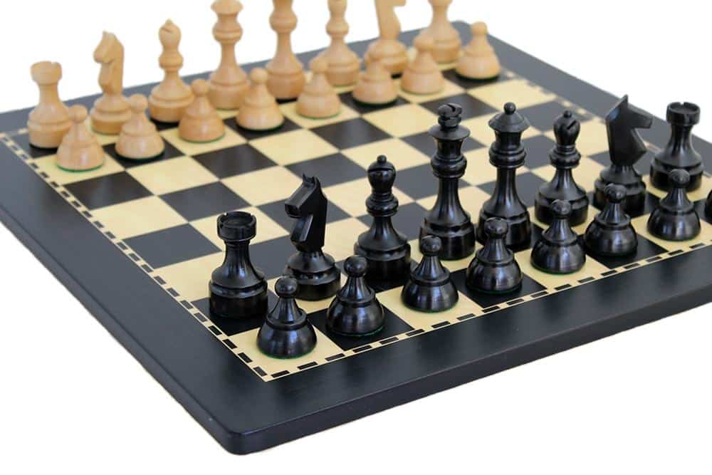 Conjunto Emporium Juego de Ajedrez en Madera Ebonizada y Tablero de Ajedrez en Madera - Imagen 3