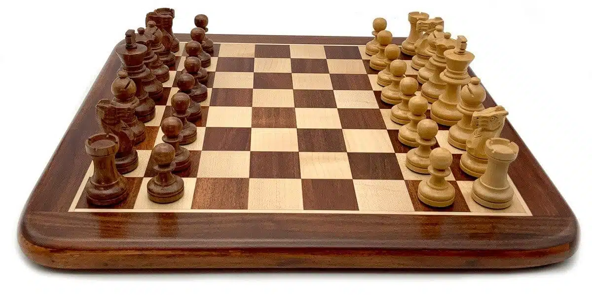 Conjunto Classic XII Tablero de Ajedrez en Madera de Rosa Dorada y Juego de Ajedrez en Madera de Rosa Dorada - Imagen 3