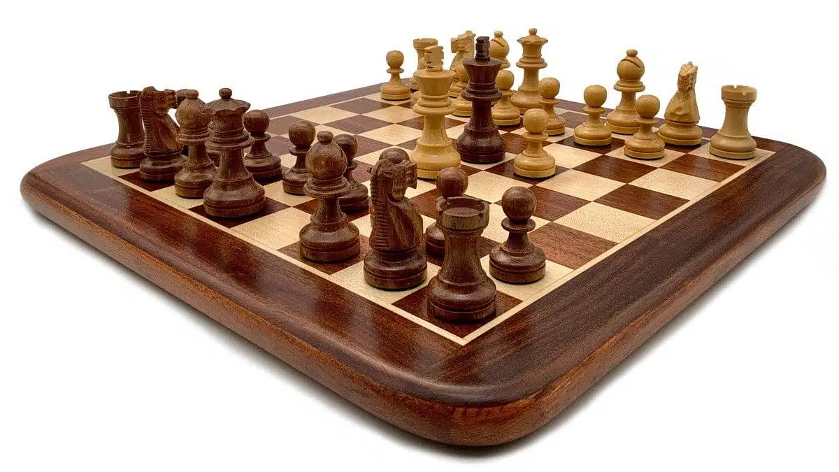 Conjunto Classic XII Tablero de Ajedrez en Madera de Rosa Dorada y Juego de Ajedrez en Madera de Rosa Dorada - Imagen 2
