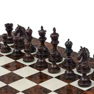 Alternative view of Garvi Luxe Tablero de Ajedrez de Raíz de Nogal Oscuro y Juego de Ajedrez de Palo de Rosa