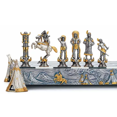 Alternative view of Conjunto Indios vs Vaquero Tablero de Ajedrez y Juego de Ajedrez en Bronce, Ónix y Oro de 24 Quilates