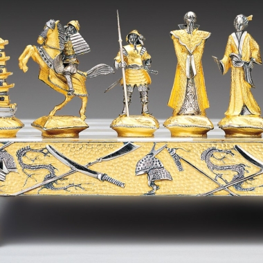 Alternative view of Conjunto Samurái Batalla de Nagashino Ajedrez y Juego de Ajedrez en Bronce, Ónix y Oro de 24 Quilates
