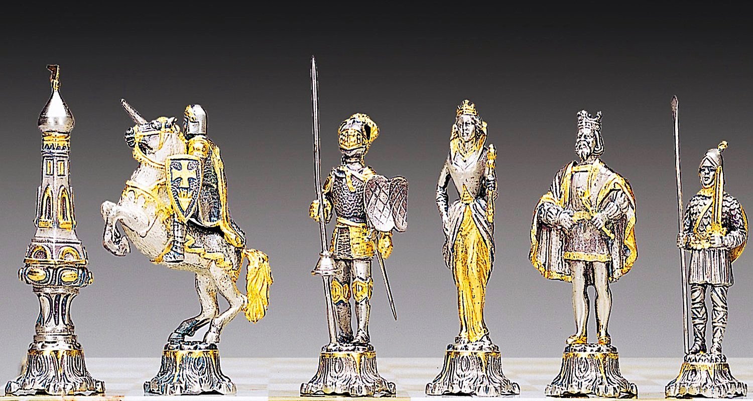 Conjunto Batalla Medieval Siglo XIII Mesa de Ajedrez y Juego de Ajedrez en Bronce, Ónix y Oro de 24 Quilates - Imagen 3