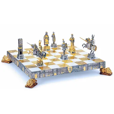 Conjunto "Véneto Medieval" Tablero de Ajedrez y Juego de Ajedrez en Bronce, Ónix y Oro de 24 Quilates